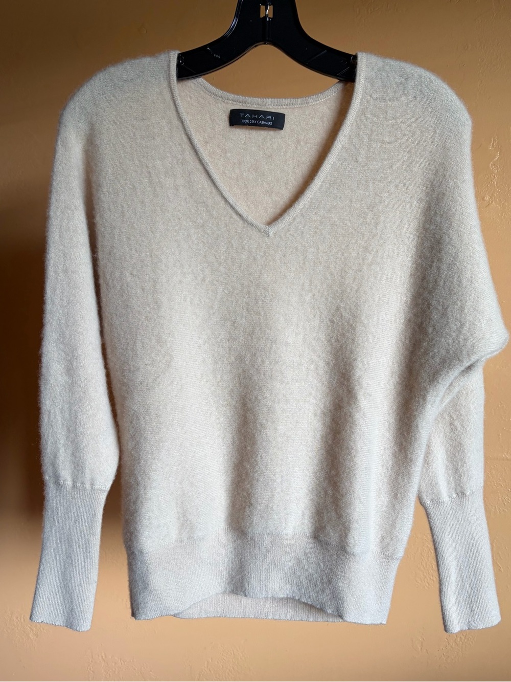 Tahari Soft Cream cashmere V-Neck Sweater